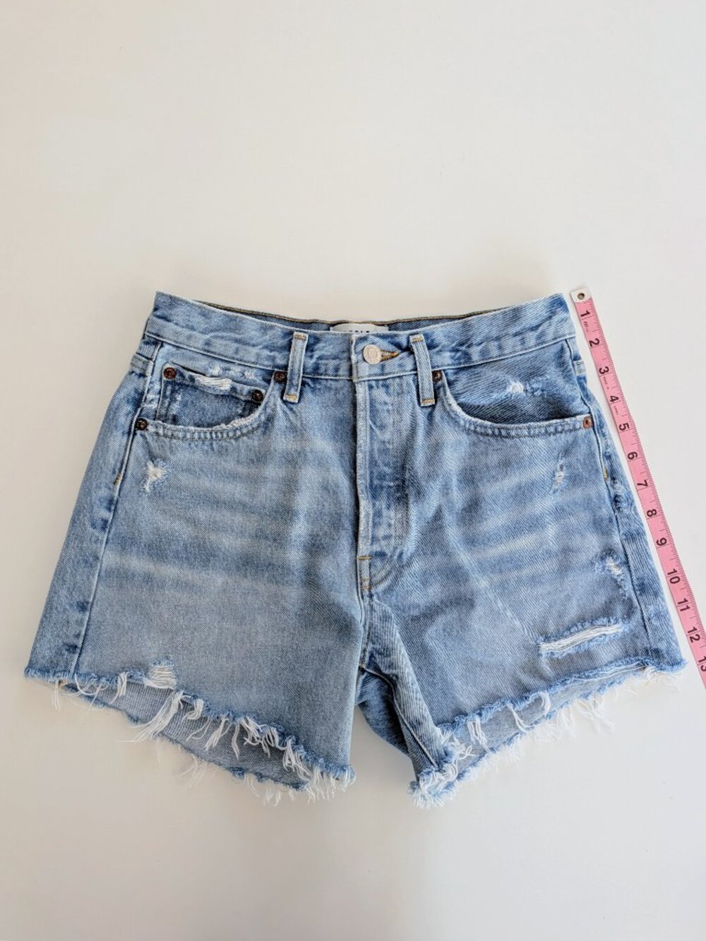 AGOLDE Parker Long Loose Fit Cutoff Denim Shorts - Swapmeet, Size 26 - Picture 7 of 9